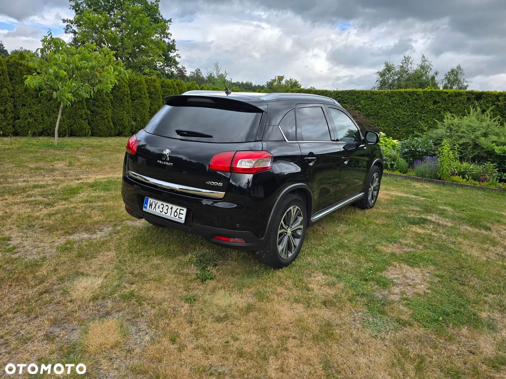 Peugeot 4008 - 5