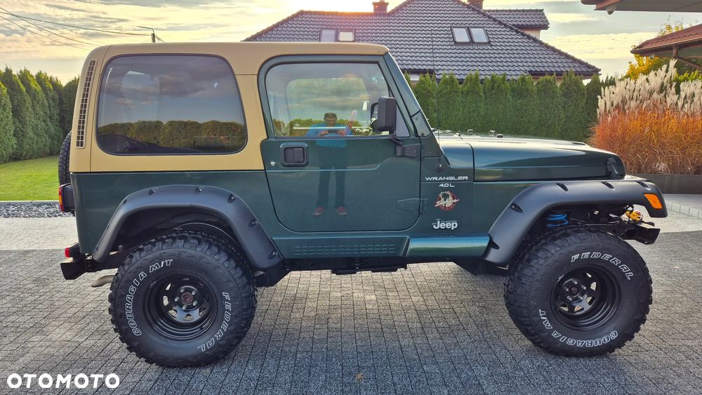 Jeep Wrangler 4.0 Sahara - 8
