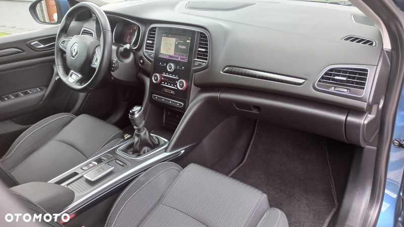 Renault Megane ENERGY TCe 100 PLAY - 34