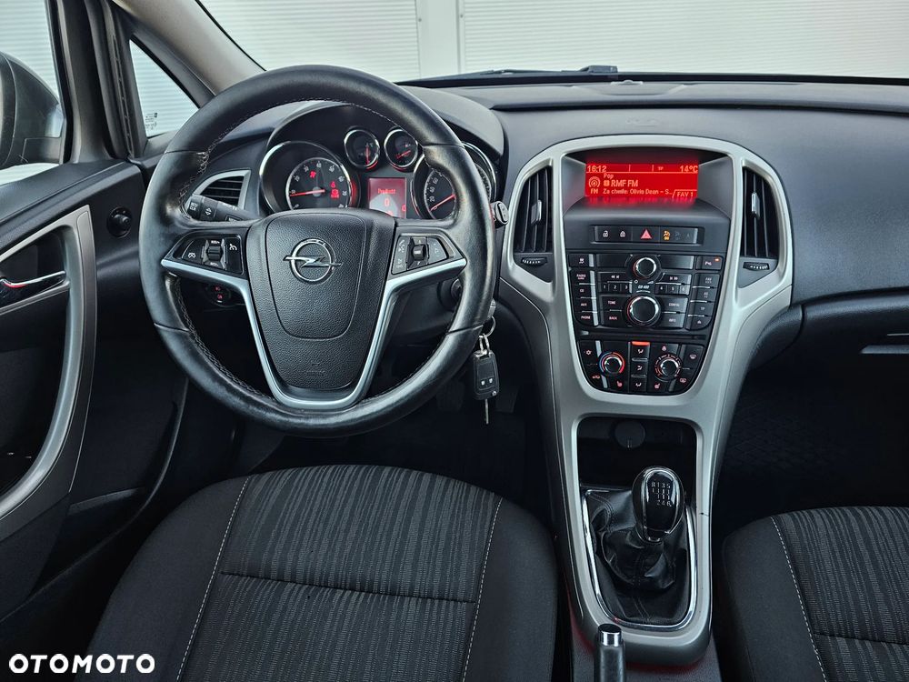 Opel Astra 1.4 Turbo Innovation - 29