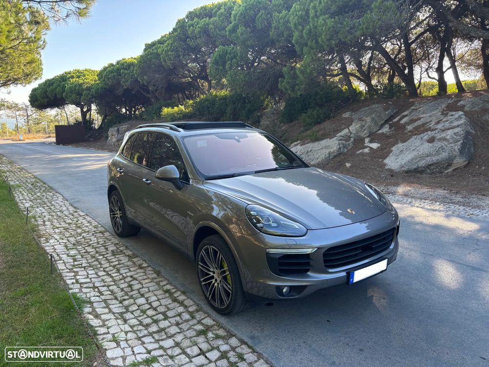 Porsche Cayenne S E-Hybrid - 6