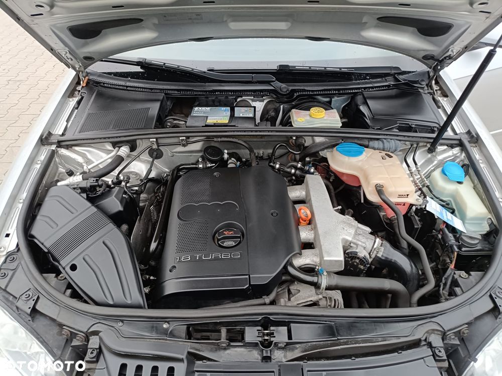 Audi A4 Limousine 1.8 T - 32