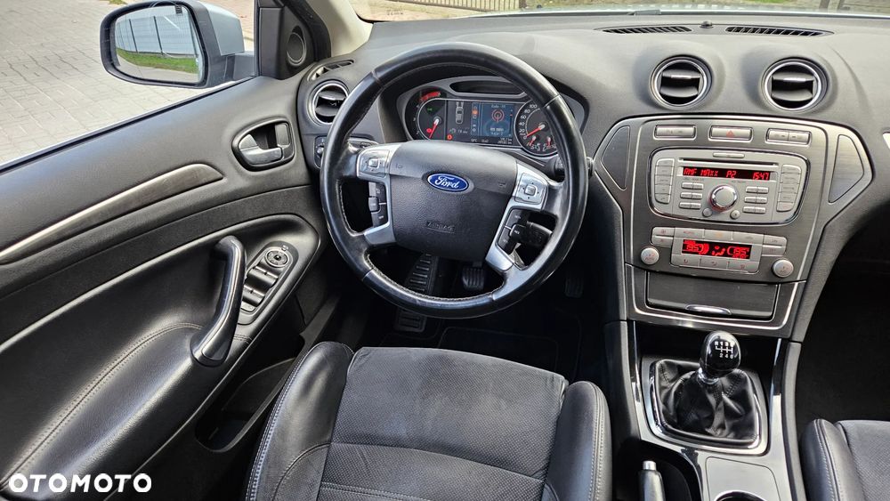 Ford Mondeo 2.0 TDCi Titanium X - 22