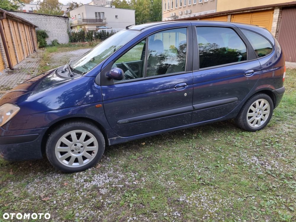 Renault Scenic - 4