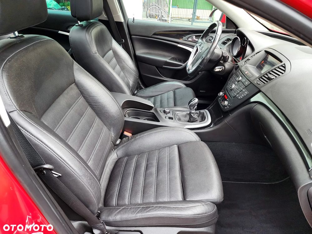 Opel Insignia 2.0 Turbo 4x4 Sport - 32