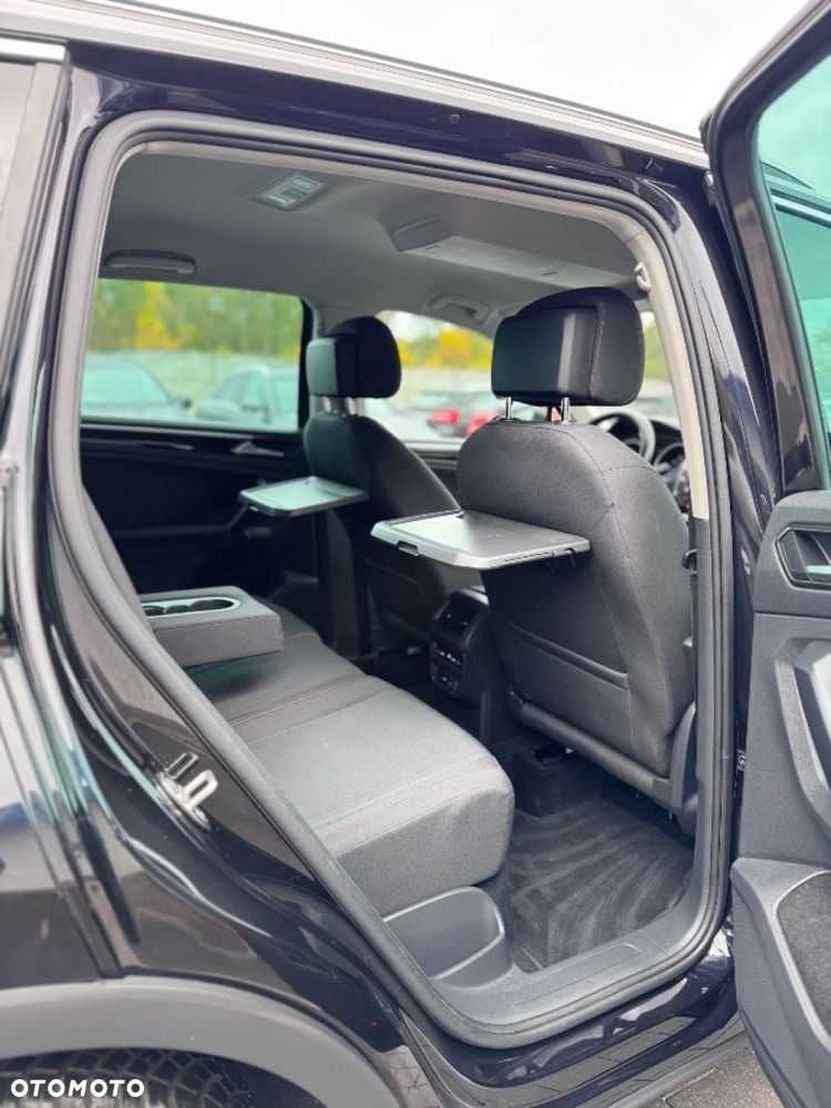 Volkswagen Tiguan - 27