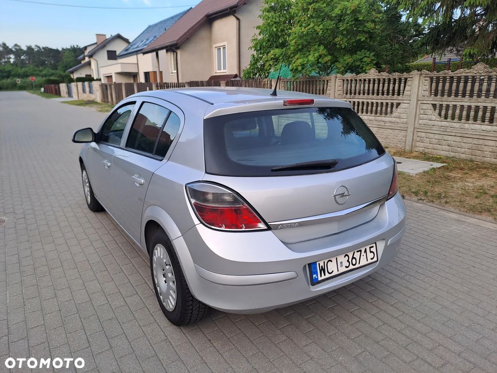 Opel Astra 1.6 - 4