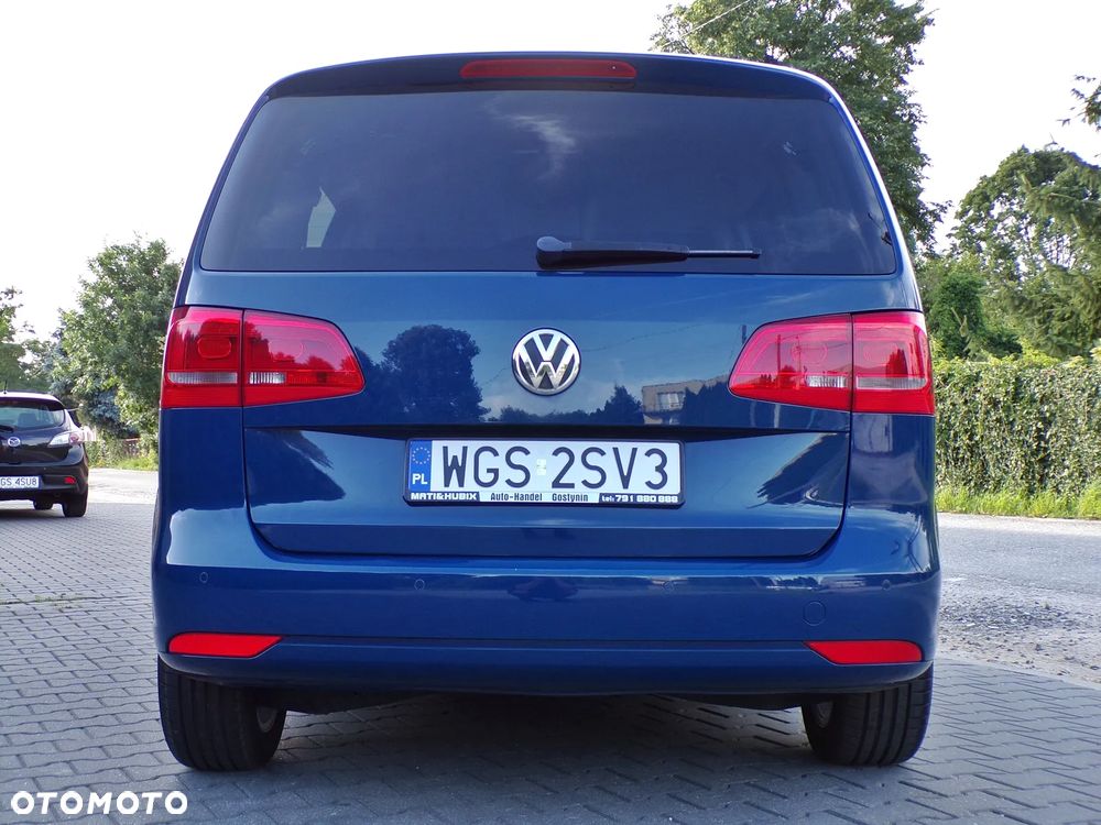 Volkswagen Touran 2.0 TDI DPF STYLE - 10