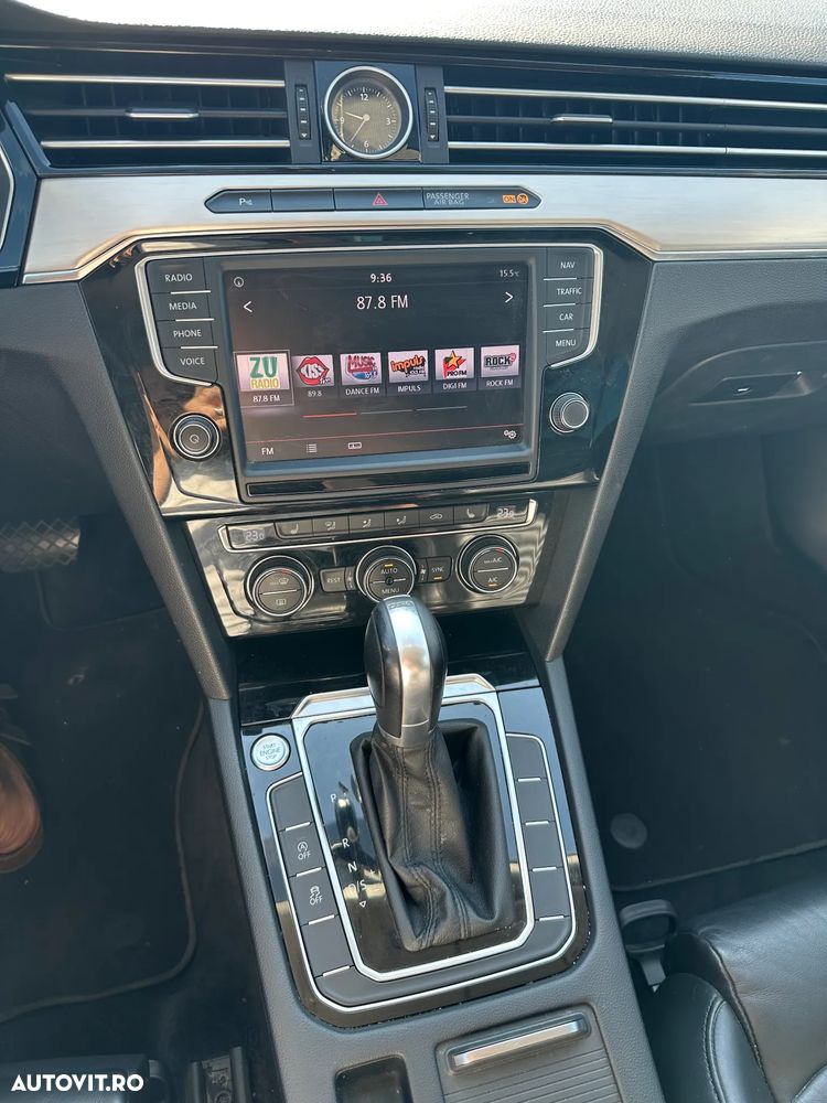 Volkswagen Passat - 6