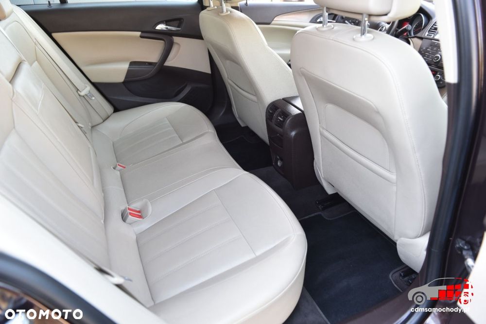 Opel Insignia - 21