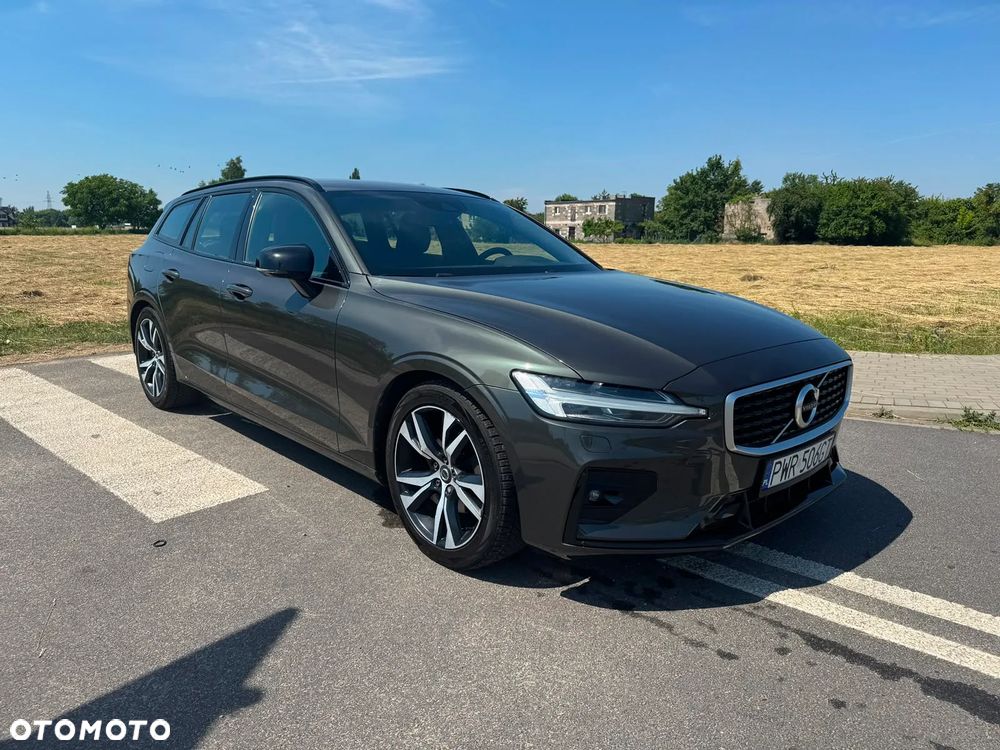 Volvo V60 D4 Geartronic R-Design - 1