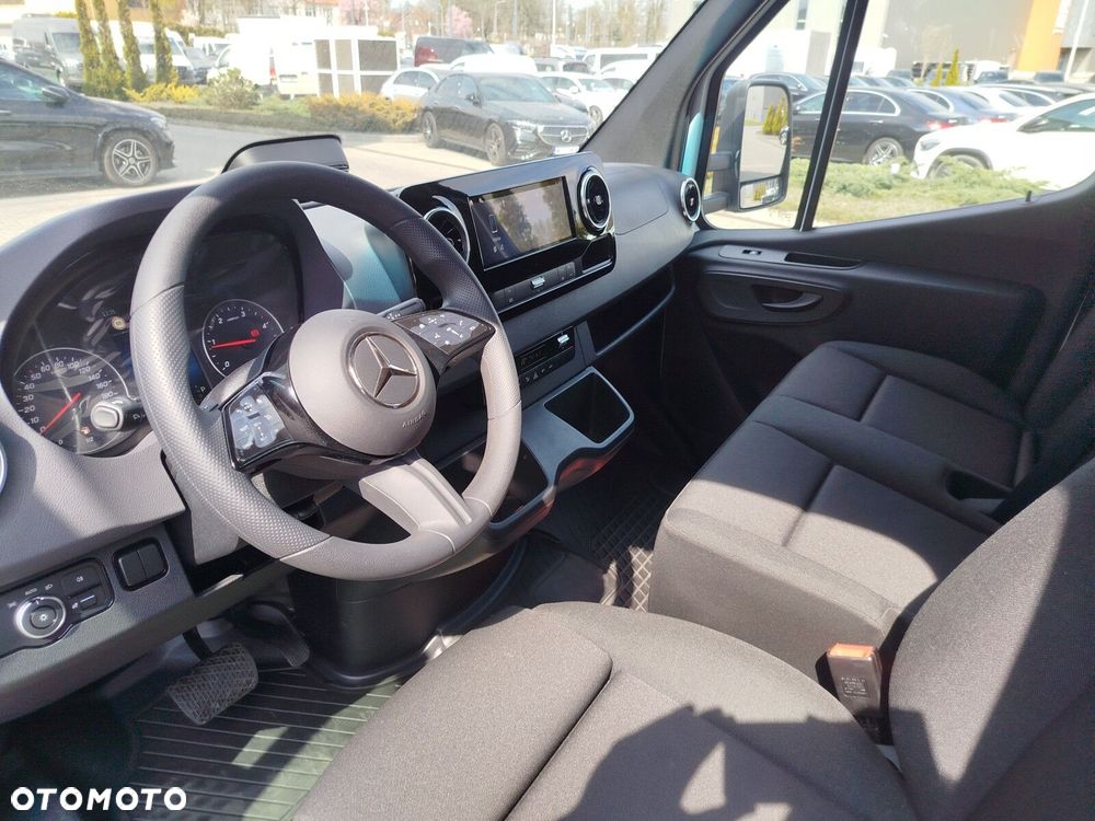 Mercedes-Benz Sprinter 317 CDI - 11