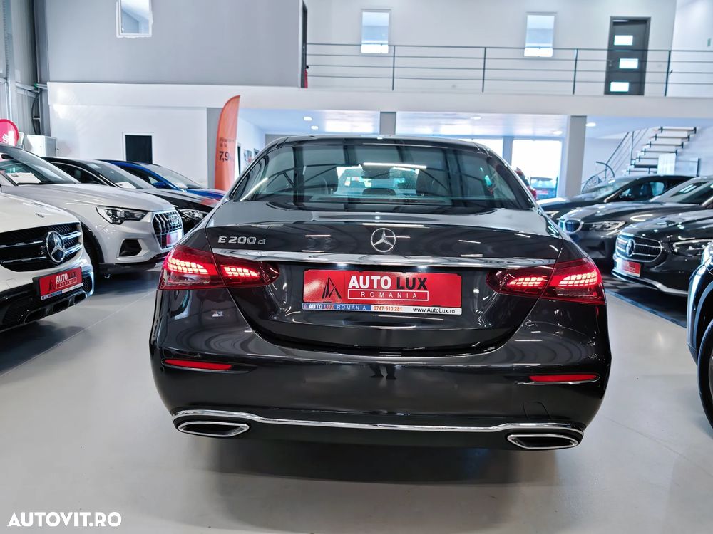 Mercedes-Benz E 200 d 9G-TRONIC Avantgarde - 32