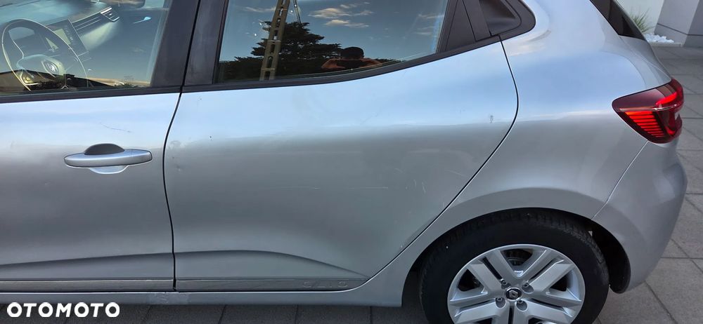 Renault Clio - 22