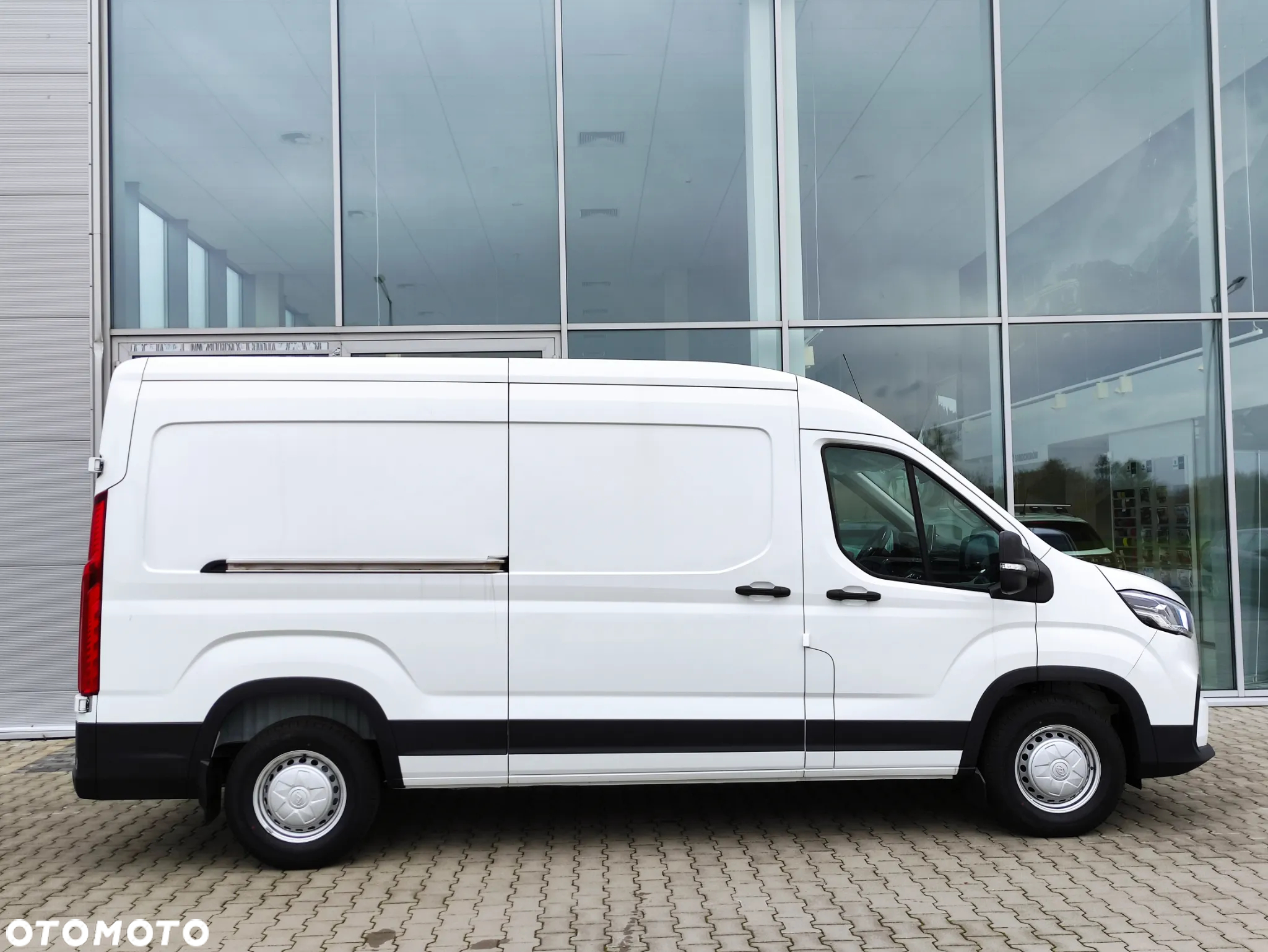 Maxus Deliver 9 - 4