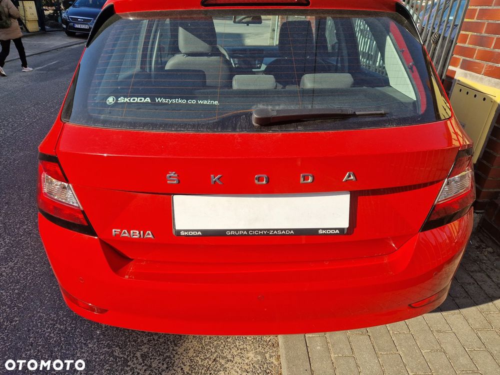 Skoda Fabia 1.0 TSI Ambition - 11