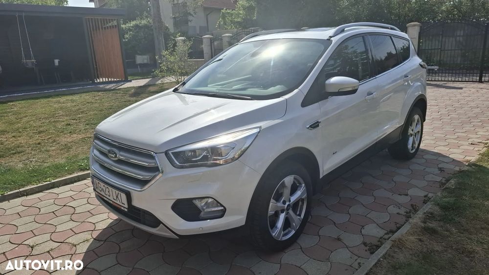 Ford Kuga 2.0 TDCi 4WD Powershift Titanium - 5