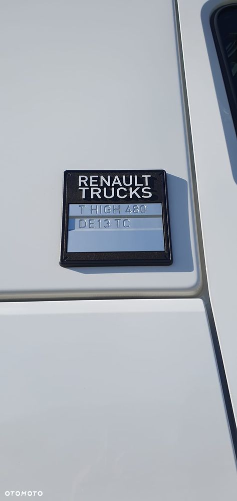 Renault T HIGH 4X2 13L E6 - 15