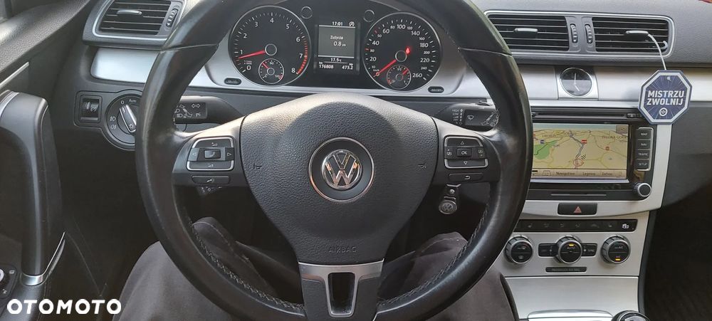 Volkswagen Passat 1.4 TSI BlueMotion Technology Comfortline - 25