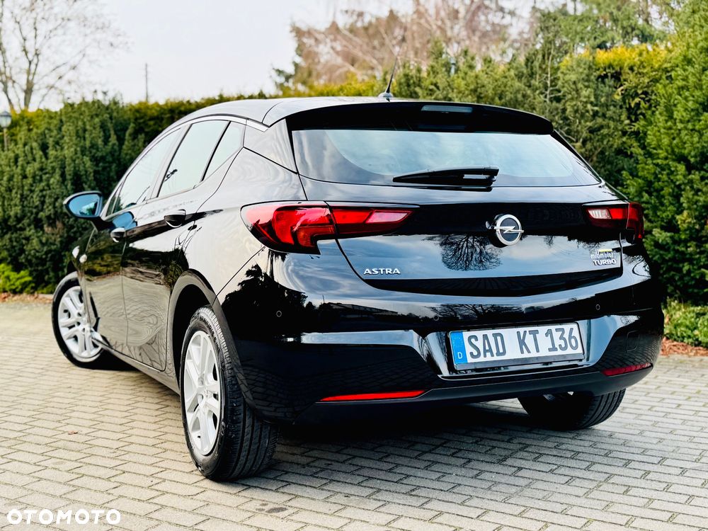 Opel Astra 1.4 Turbo Innovation - 22