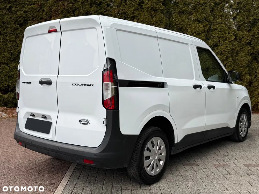 Ford Transit Courier Trend - 8
