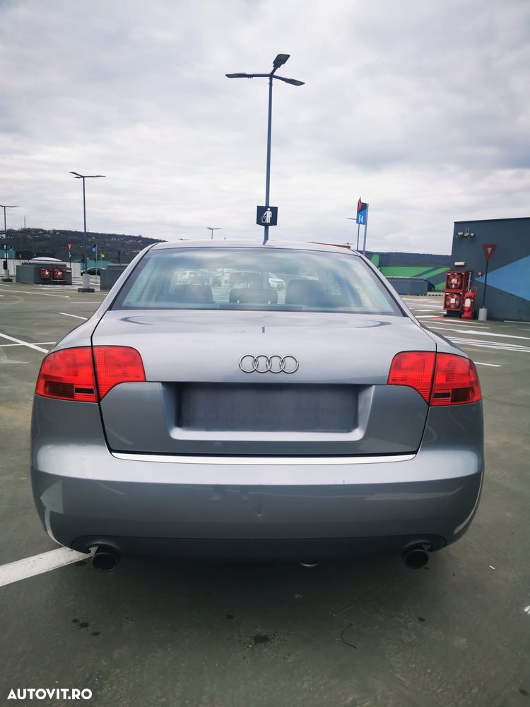 Audi A4 Limuzina 2.0 T FSI multitronic - 2
