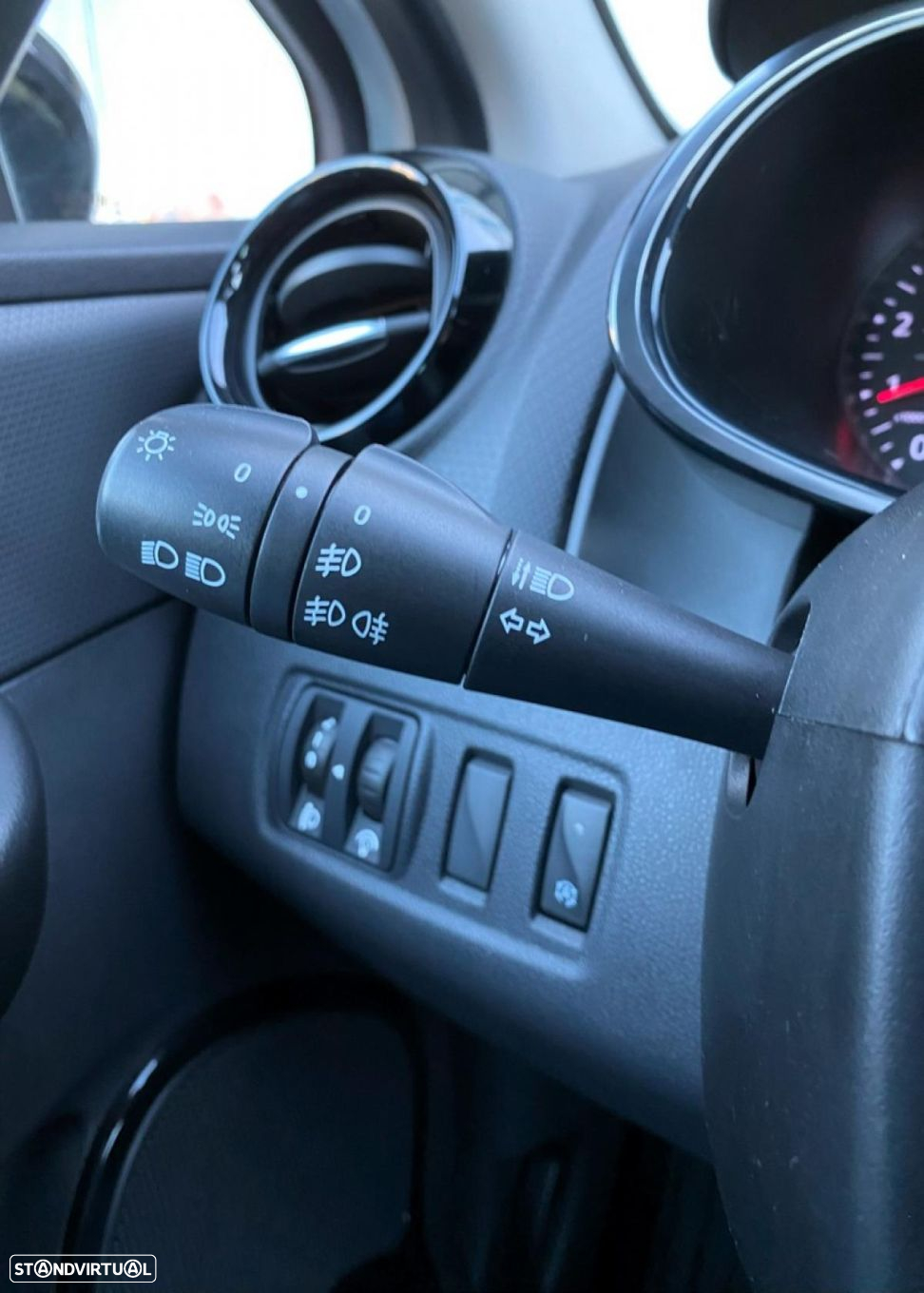 Renault Clio 1.5 dCi Limited - 14