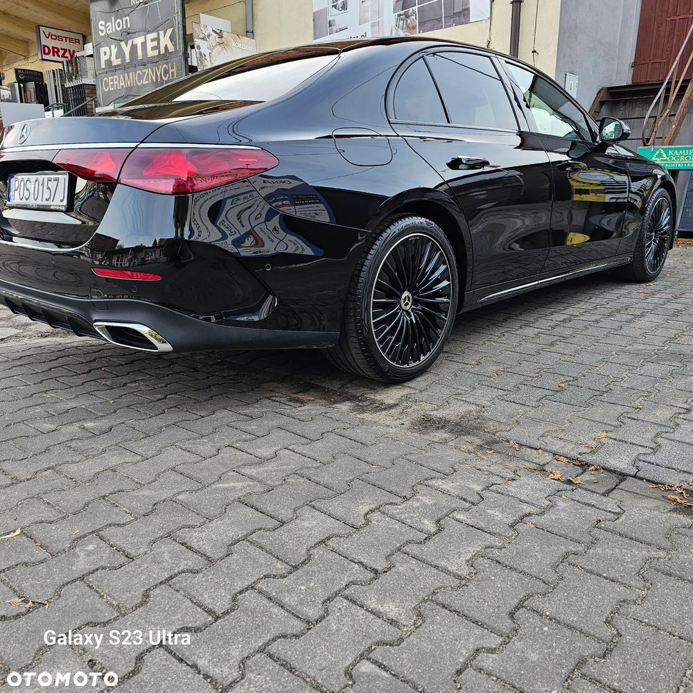 Mercedes-Benz Klasa E 200 Exclusive - 24