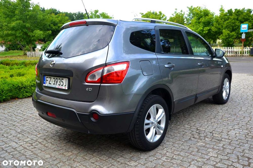 Nissan Qashqai+2 - 3