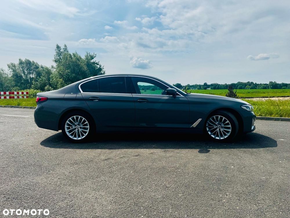 BMW Seria 5 530i mHEV Luxury Line - 7