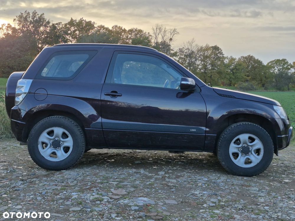 Suzuki Grand Vitara 1.6 - 6