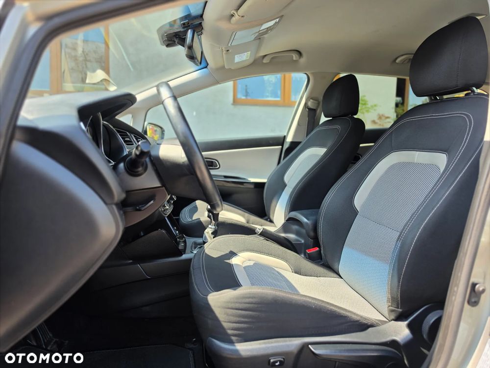 Kia Ceed - 17