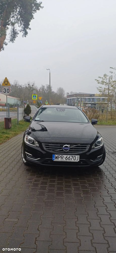 Volvo V60 D4 Summum - 25