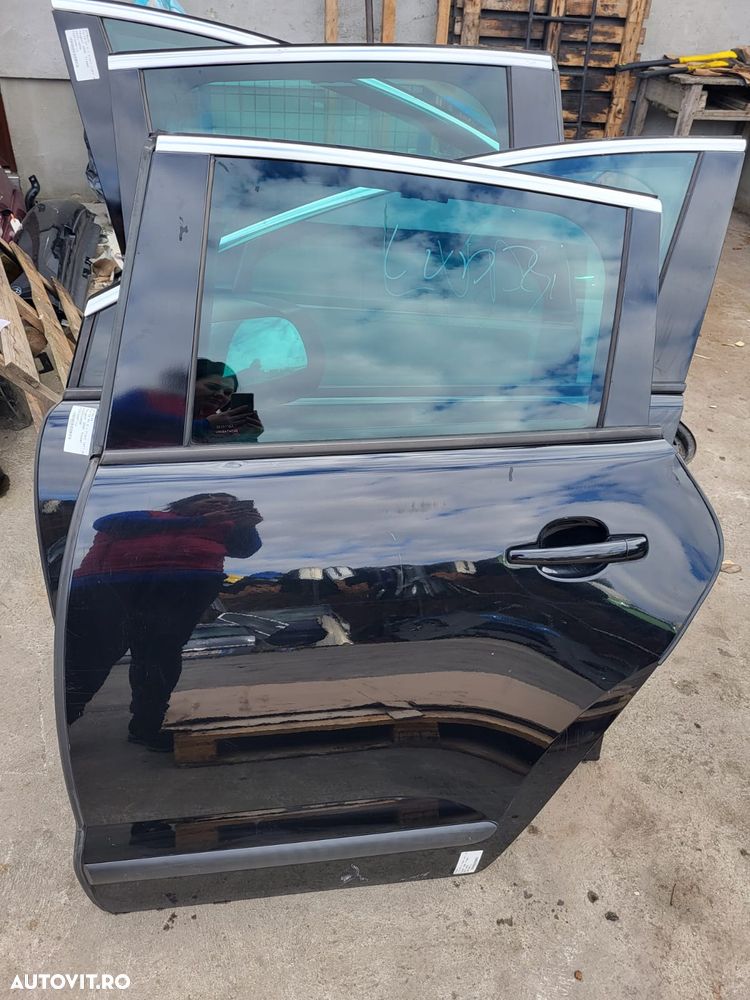 Vindem usa stanga spate  Peugeot 3008 - 5