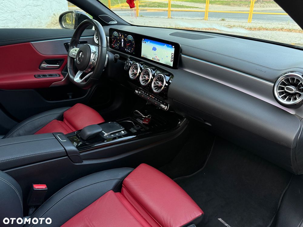 Mercedes-Benz CLA 250 4-Matic AMG Line 7G-DCT - 10