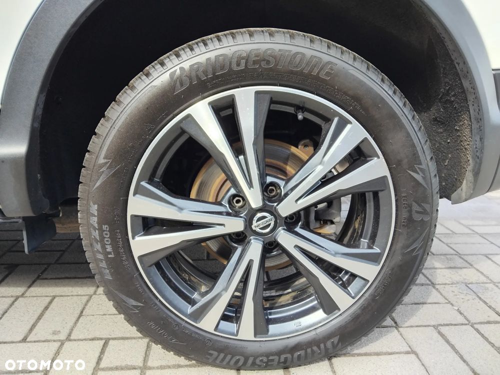Nissan Qashqai 1.7 dCi Xtronic ALL-MODE 4x4i N-CONNECTA - 24
