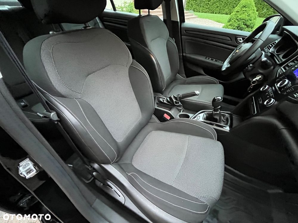 Renault Megane - 23