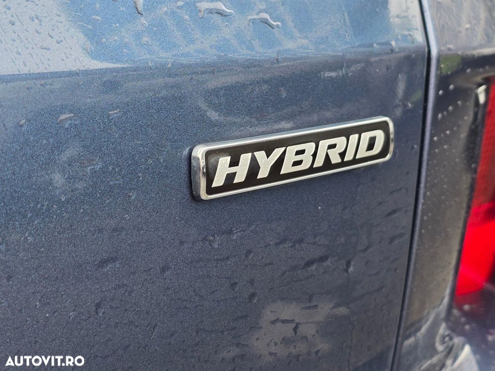 Ford Kuga 2.5 Duratec FHEV ST-LINE - 30