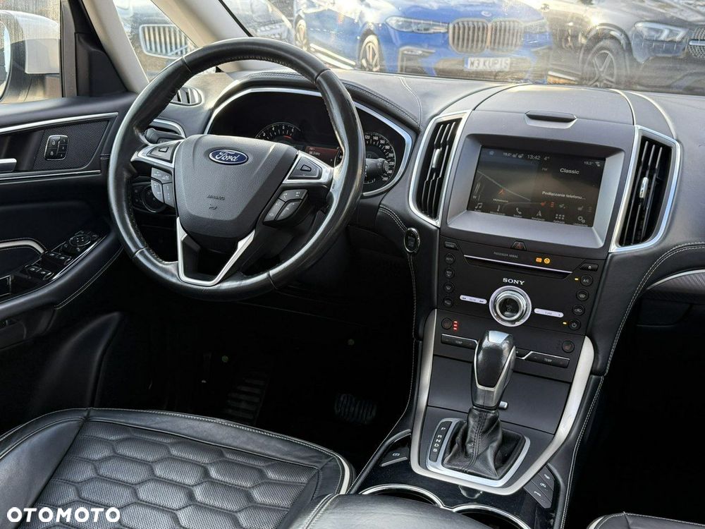 Ford S-Max 2.0 TDCi Vignale PowerShift - 24