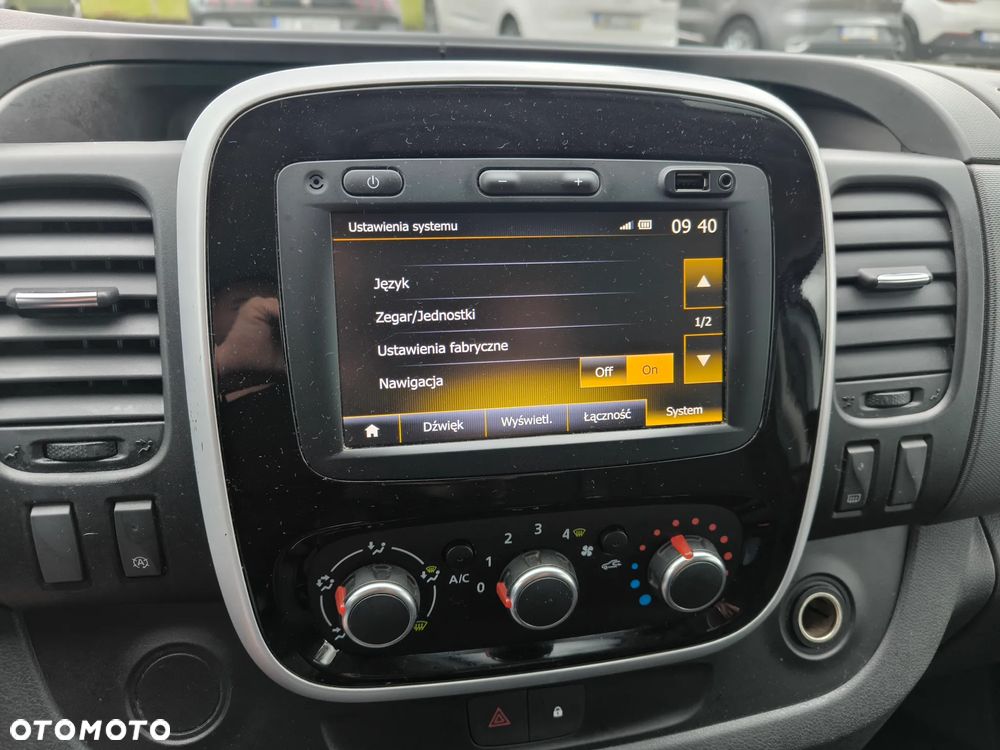 Renault Trafic - 22
