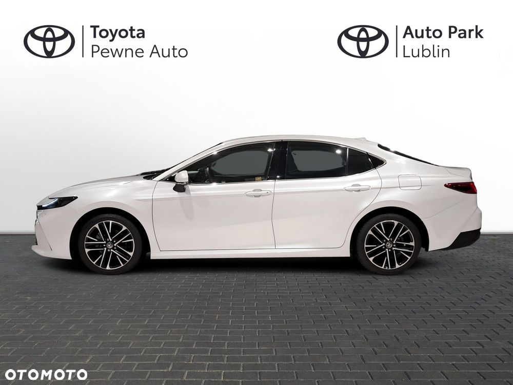 Toyota Camry - 2