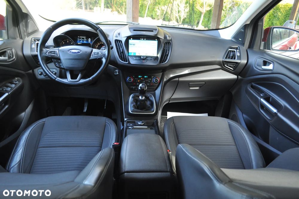 Ford Kuga 2.0 TDCi 4x4 Titanium - 29