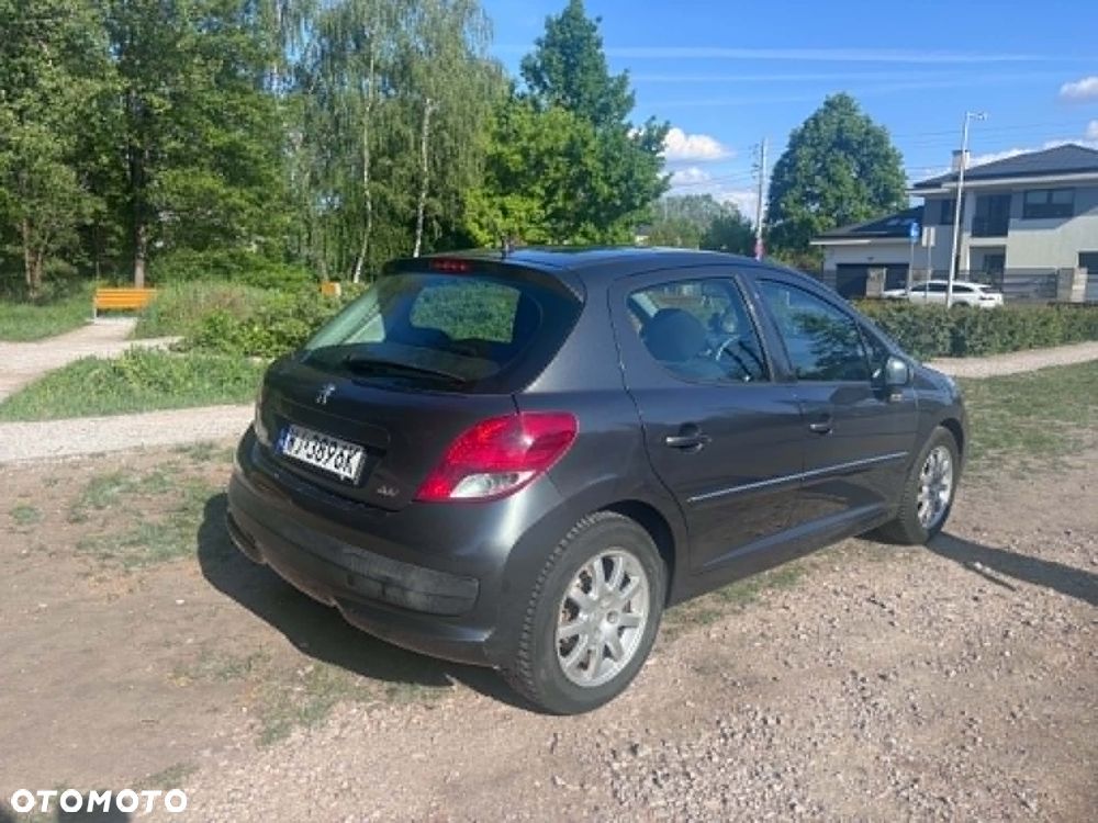 Peugeot 207 1.4 HDi Active - 12