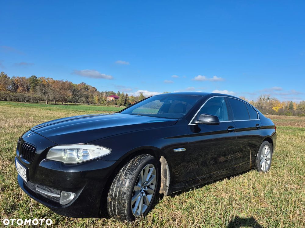 BMW 5 Series 2012 photo 3