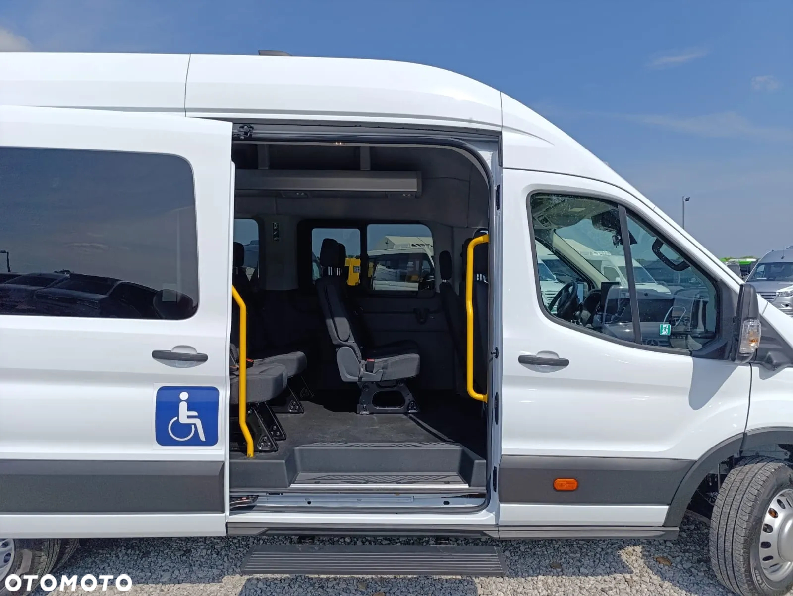 Ford Transit - 19