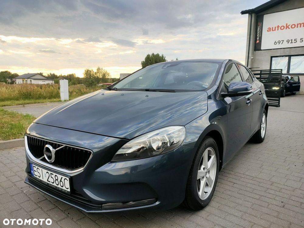 Volvo V40 D2 Drive-E SCR Momentum - 1