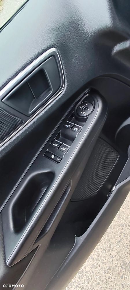 Ford B-MAX - 15
