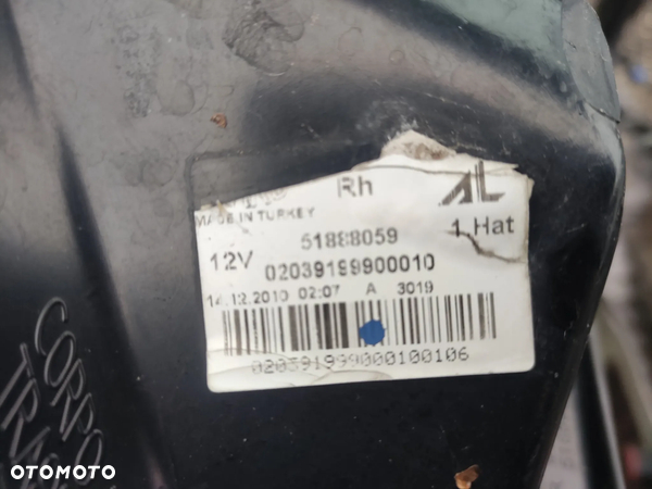 Fiat Punto Evo 5D lampa tylna prawa