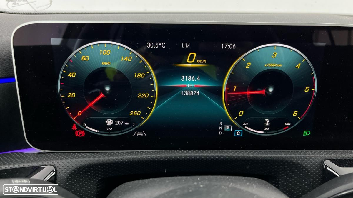 Mercedes-Benz A 180 Limousine d AMG Line Aut. - 10