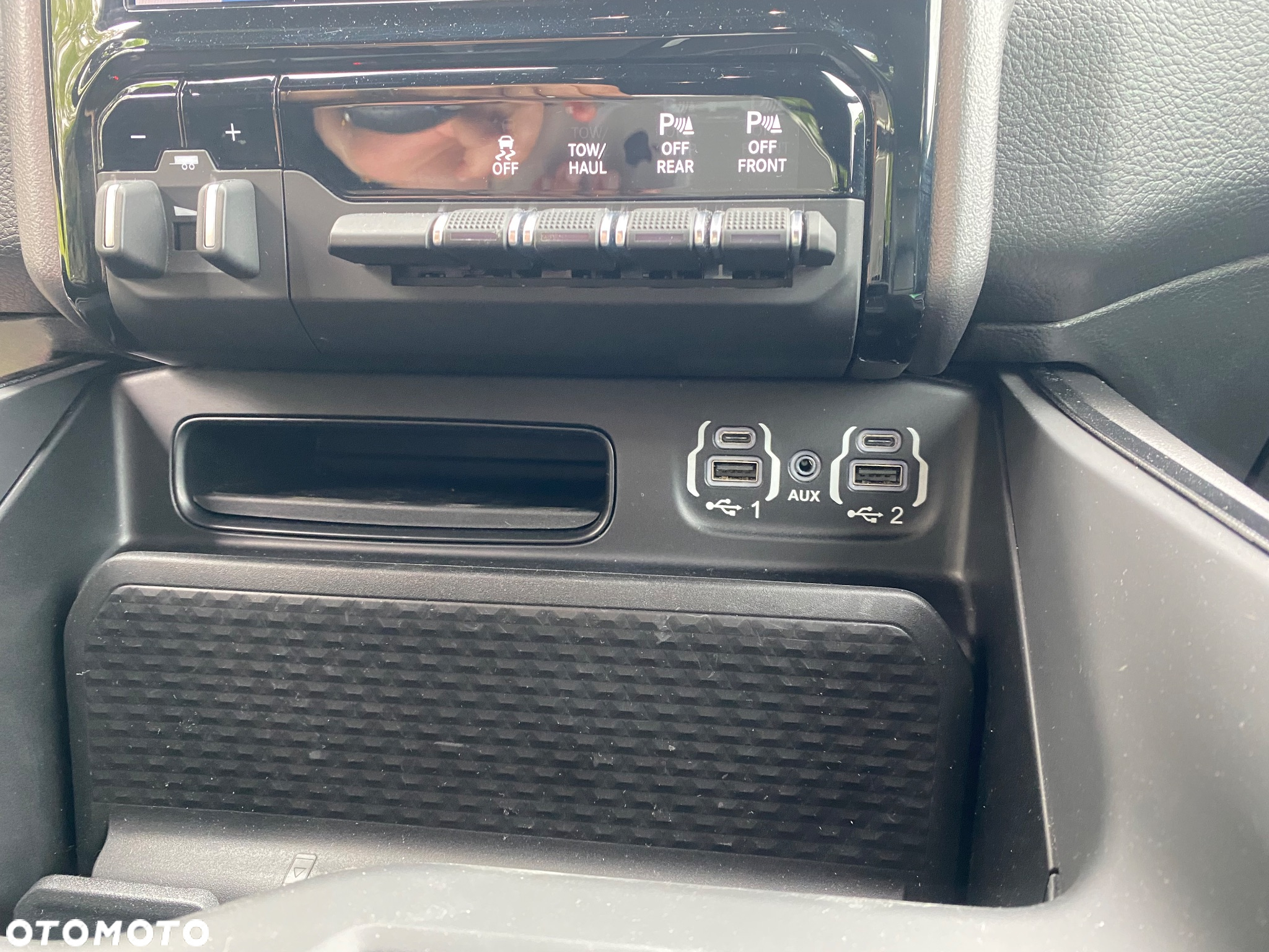Dodge RAM 1500 5.7 4x4 - 16